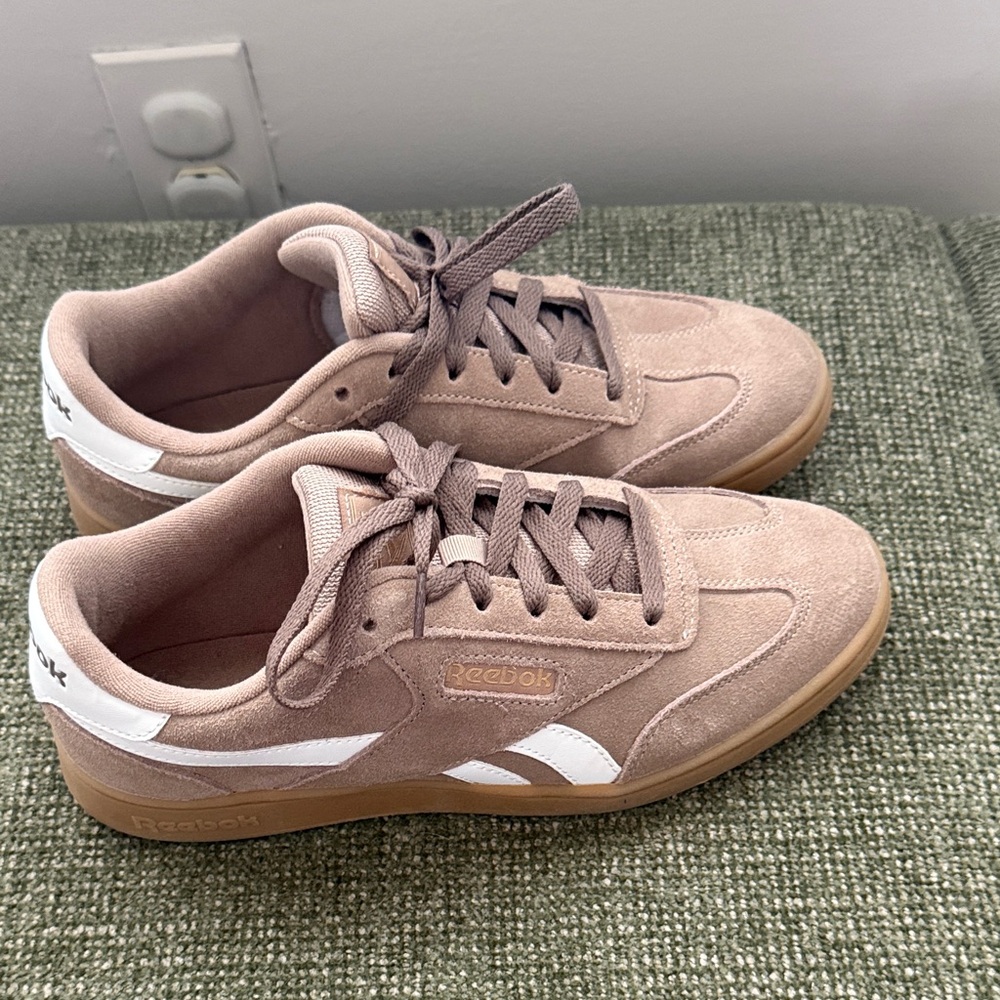 Reebok women’s Suede Sneakers in Taupe with White Accents